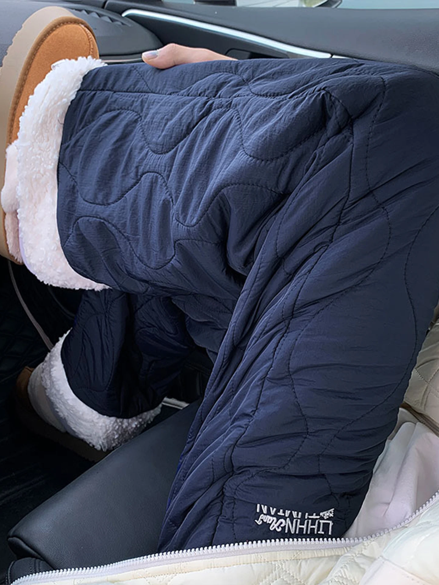 

Men's Thiened Straight Leg Lamb Velvet down Cotton Pants Winter Warm Snow Skiing Trousers Harbin Anti-Cold Youth Faion