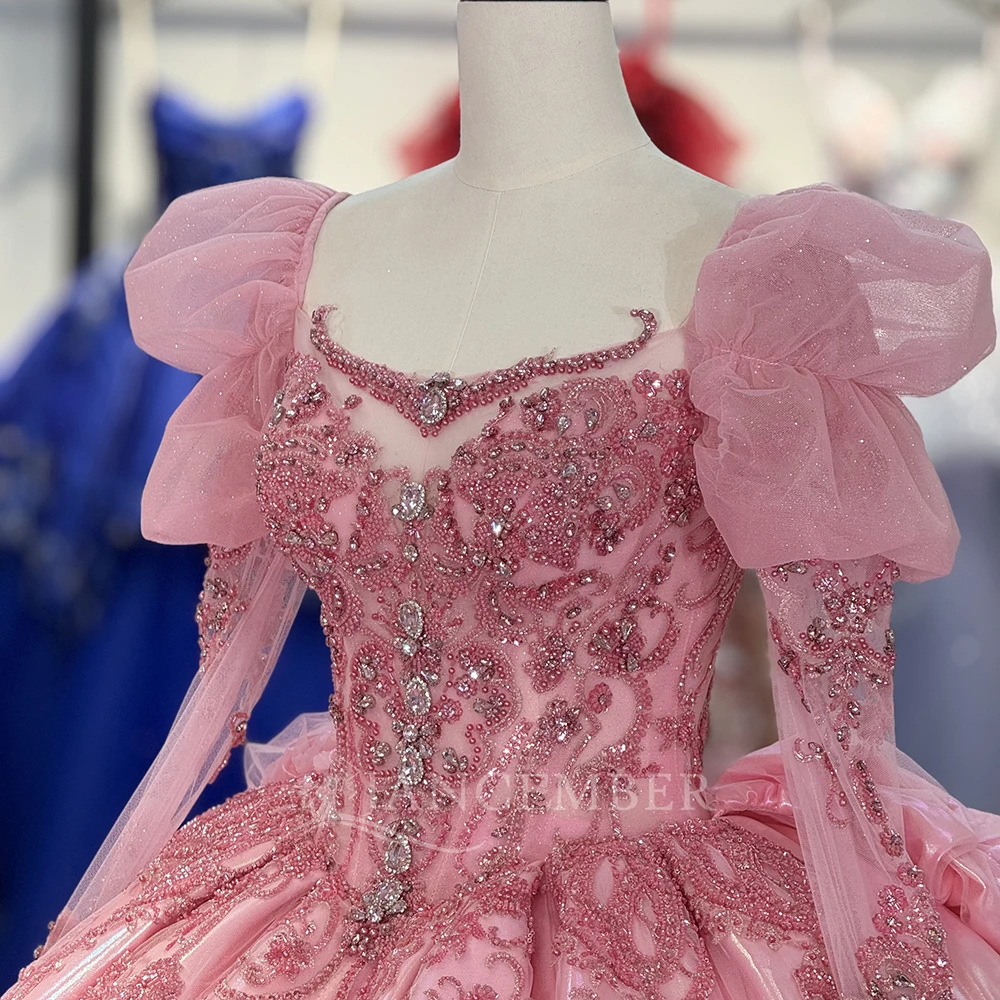 Abito da ballo principessa Abito Quinceanera con paillettes in raso scintillante Vestido De 15 Anos Maniche lunghe personalizzate Abiti da festa dolci 16