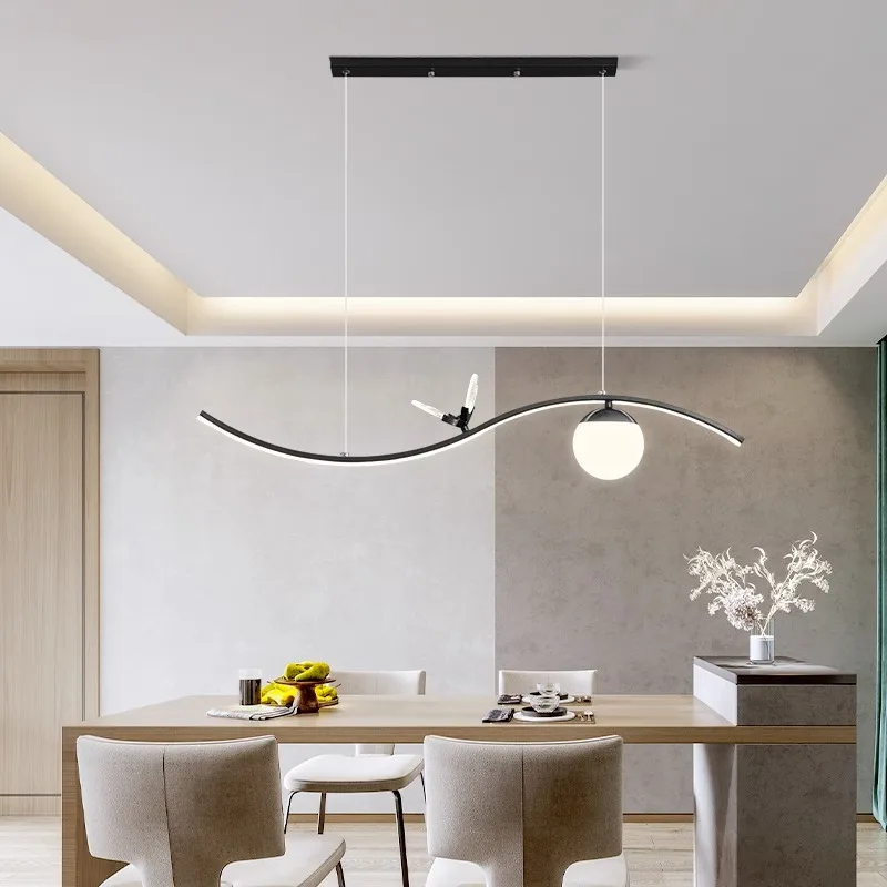 Plafonnier LED suspendu au design moderne, éclairage d'intérieur, luminaire décoratif de plafond, idéal pour une salle à manger