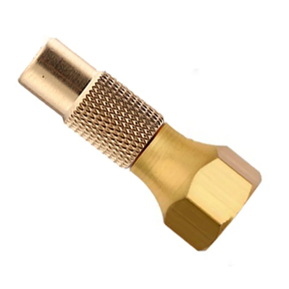 真鍮タイヤヘビーデューティネジタイヤエアチャック 45 × 16 ミリメートルタイヤインフレータゲージタイヤエアチャック自動車アクセサリー