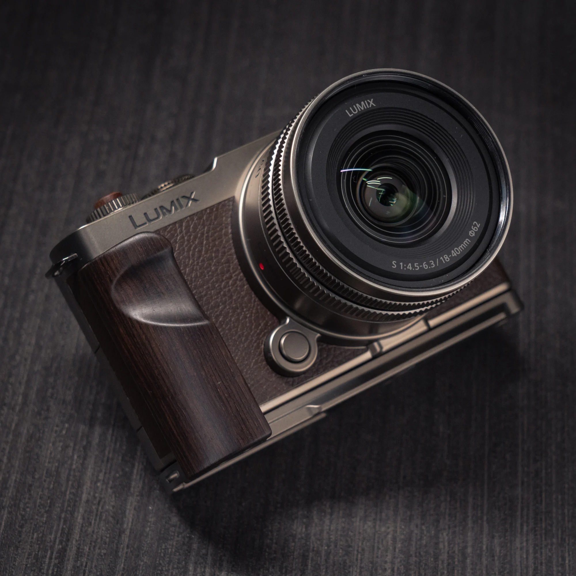 Holz-Handgriff L-Halterung für Panasonic Lumix S9 Kamera mit Schnellwechsel-L-Platten-Halterung Ultraleicht mit Legierungsbasis – Detail 15