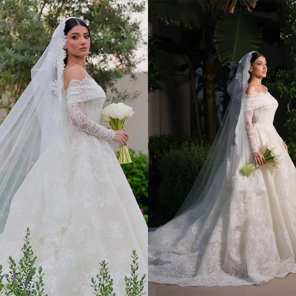 Maßgeschneidertes hochwertiges weißes Spitzenhochzeitskleid, exquisite romantische A-Linie, bezauberndes Temperament, traditionelle Brautkleider