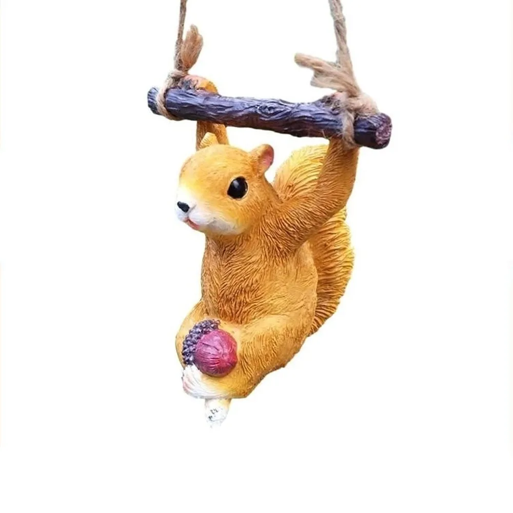 

Garden Decor Resin Squirrel Statue Pendant Cartoon Creative Animal Sculpture Cute Hanging Miniatures Figurine Balcony