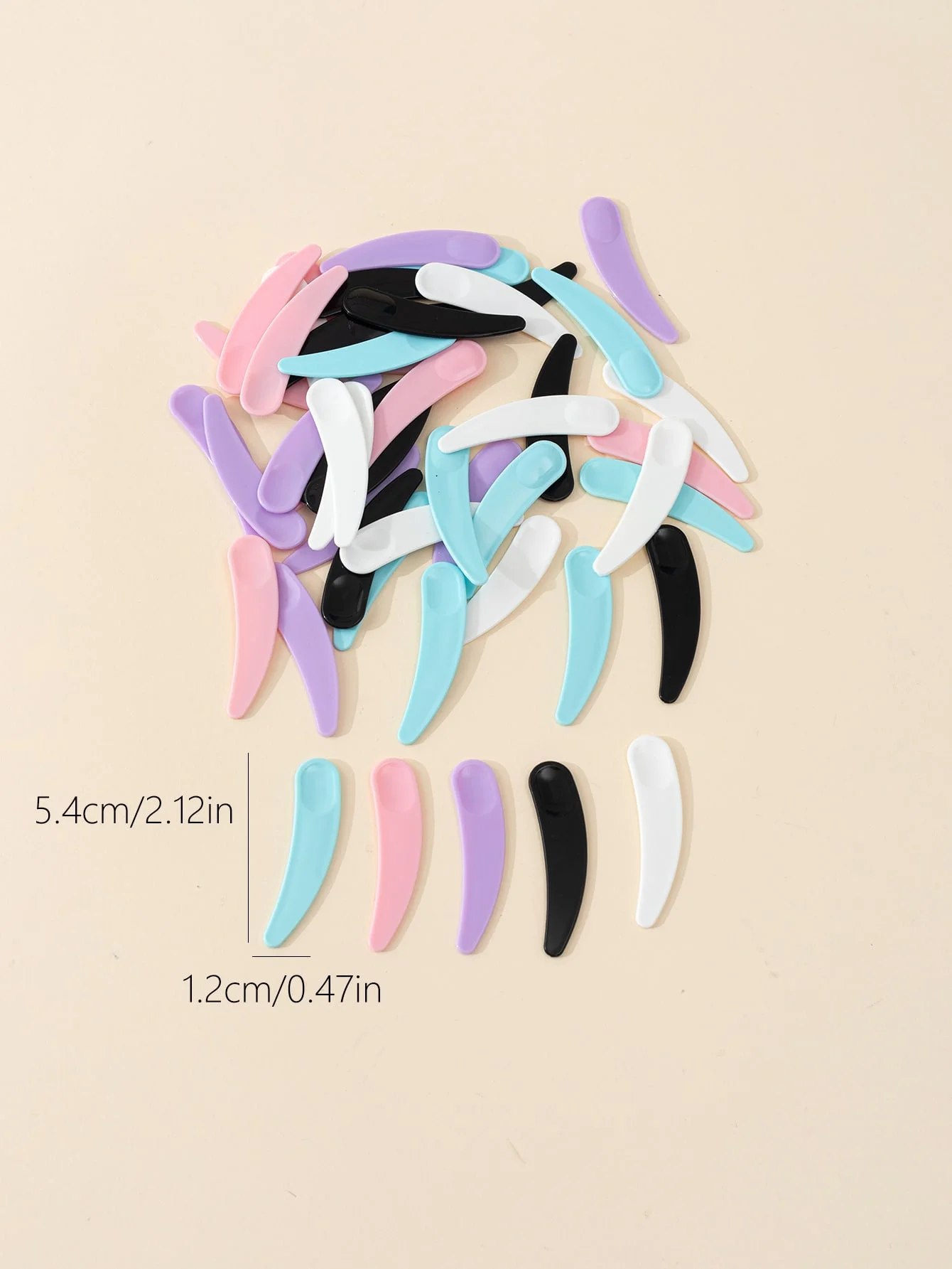 Wholesale 50/piece Fashion multi-color plastic face cream spoon beauty makeup special crescent spoon mini small eye cream spoon