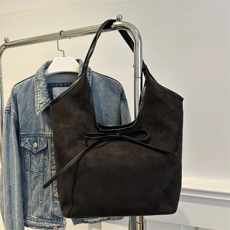 Borsa sottobraccio smerigliata retrò di vendita calda per donna Borsa a secchiello nuova primavera 20225, borsa tote a spalla singola casual di grande capacità