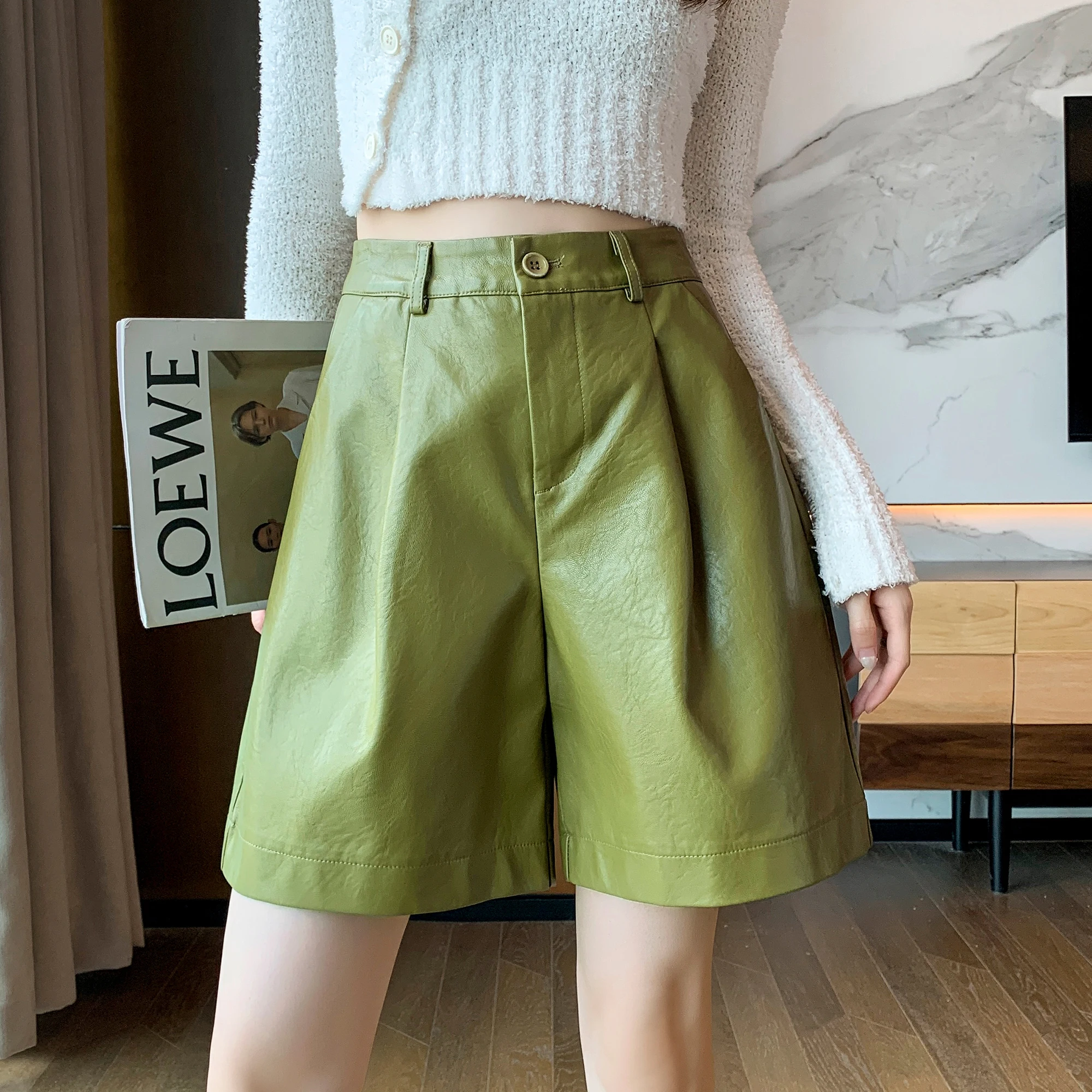 Green Loose Leather Straight Shorts For Woman High Waist Knee Length Bermuda Autumn Winter Vintage Pu Short Half Pants Female