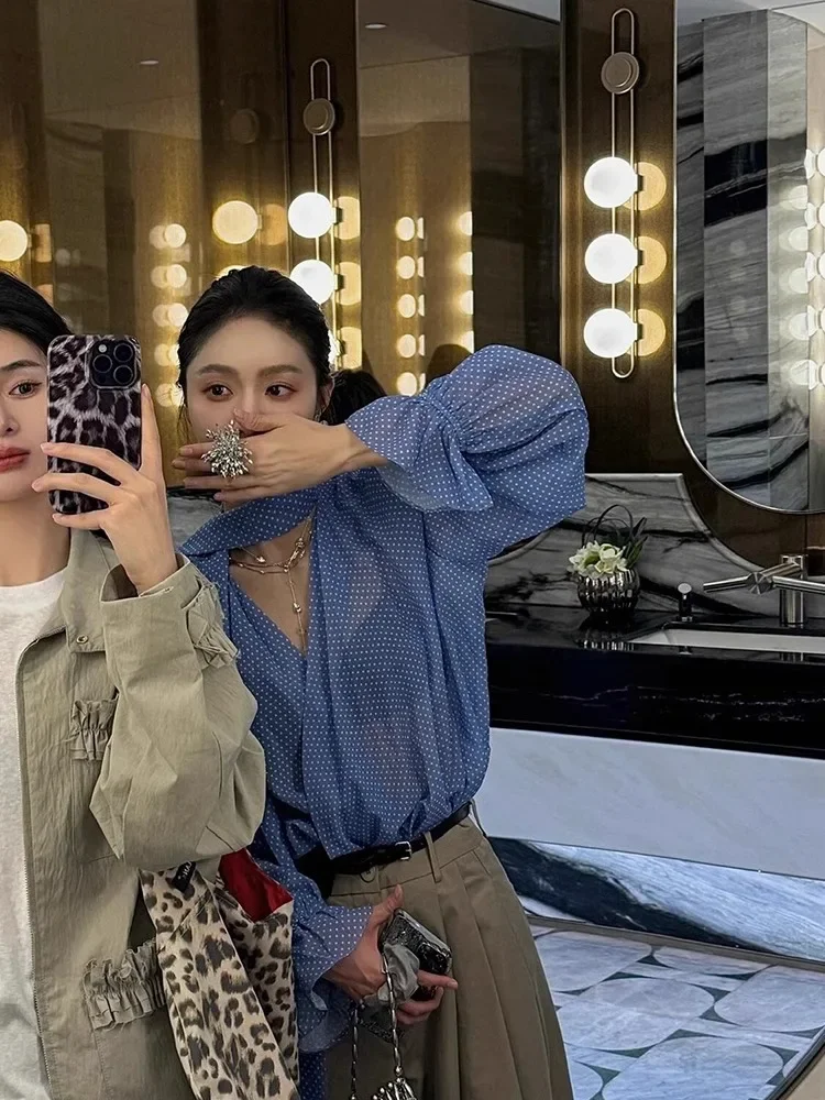 Ribbon V-Neck Blue Polka Dot Shirt For Women'S 2025 Spring/Summer French Style Unique Temperament Top