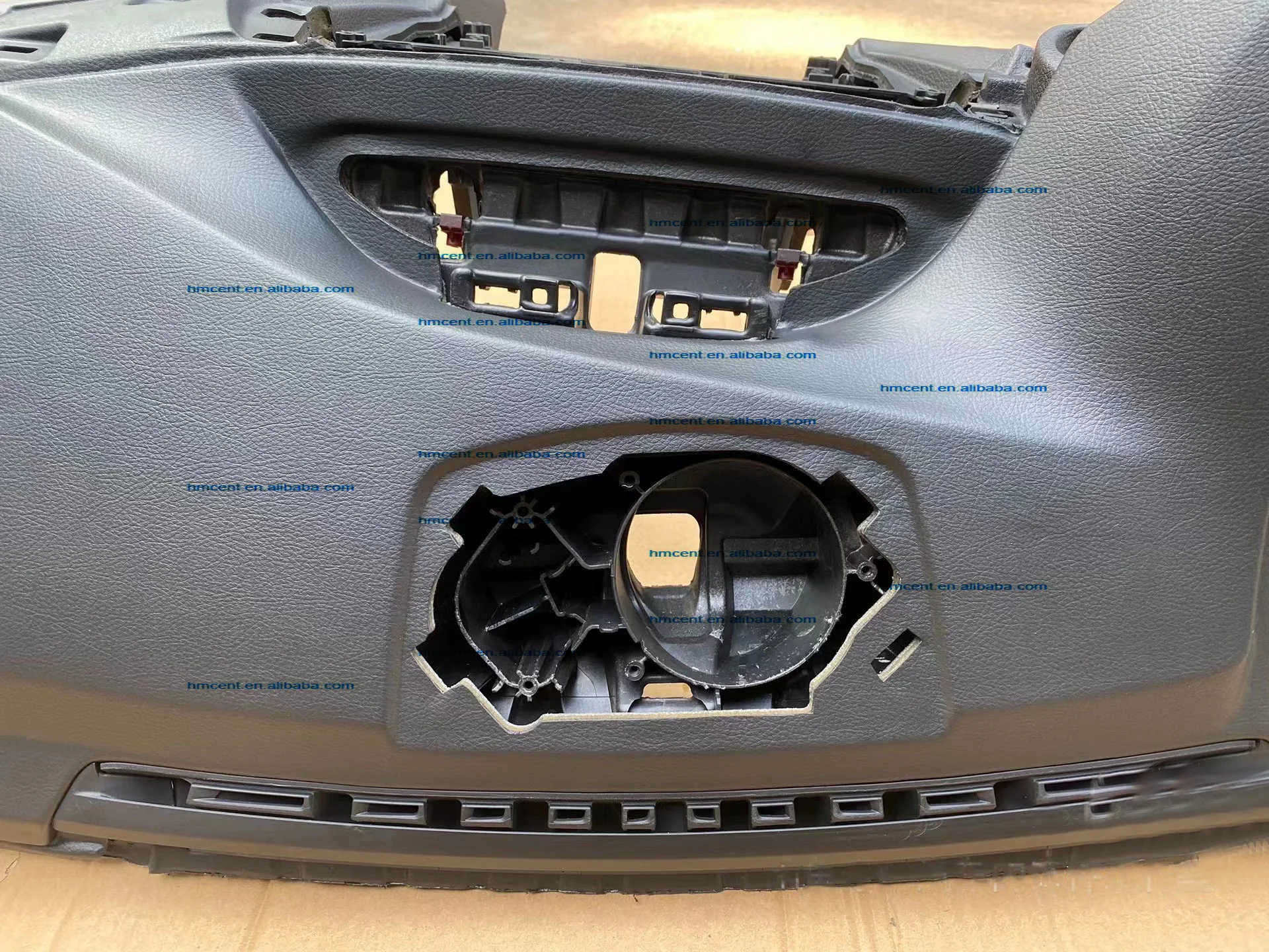 Selling Well All Over World Plastic ABS Automotive Dashboards Safe Reliable for Bmw3 Series F35 F30 2010-2013 Dashboard