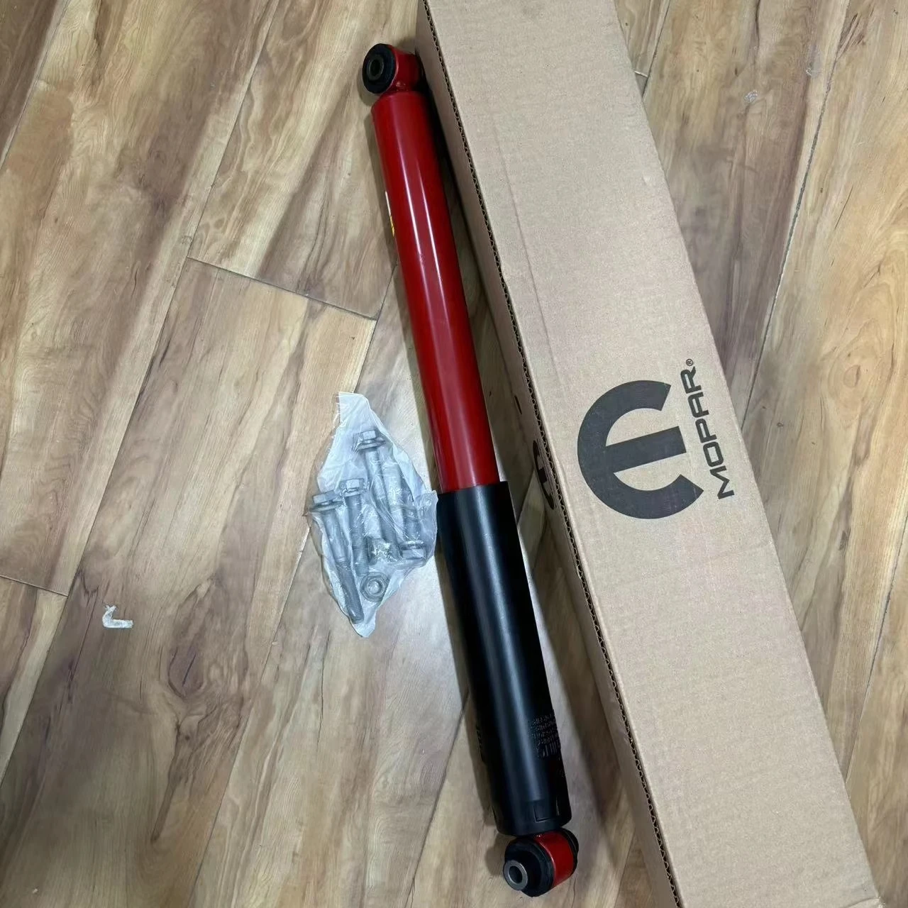 

Cars Suspension Shock Absorber Kit 68527797AB for Jeep Wrangler JL