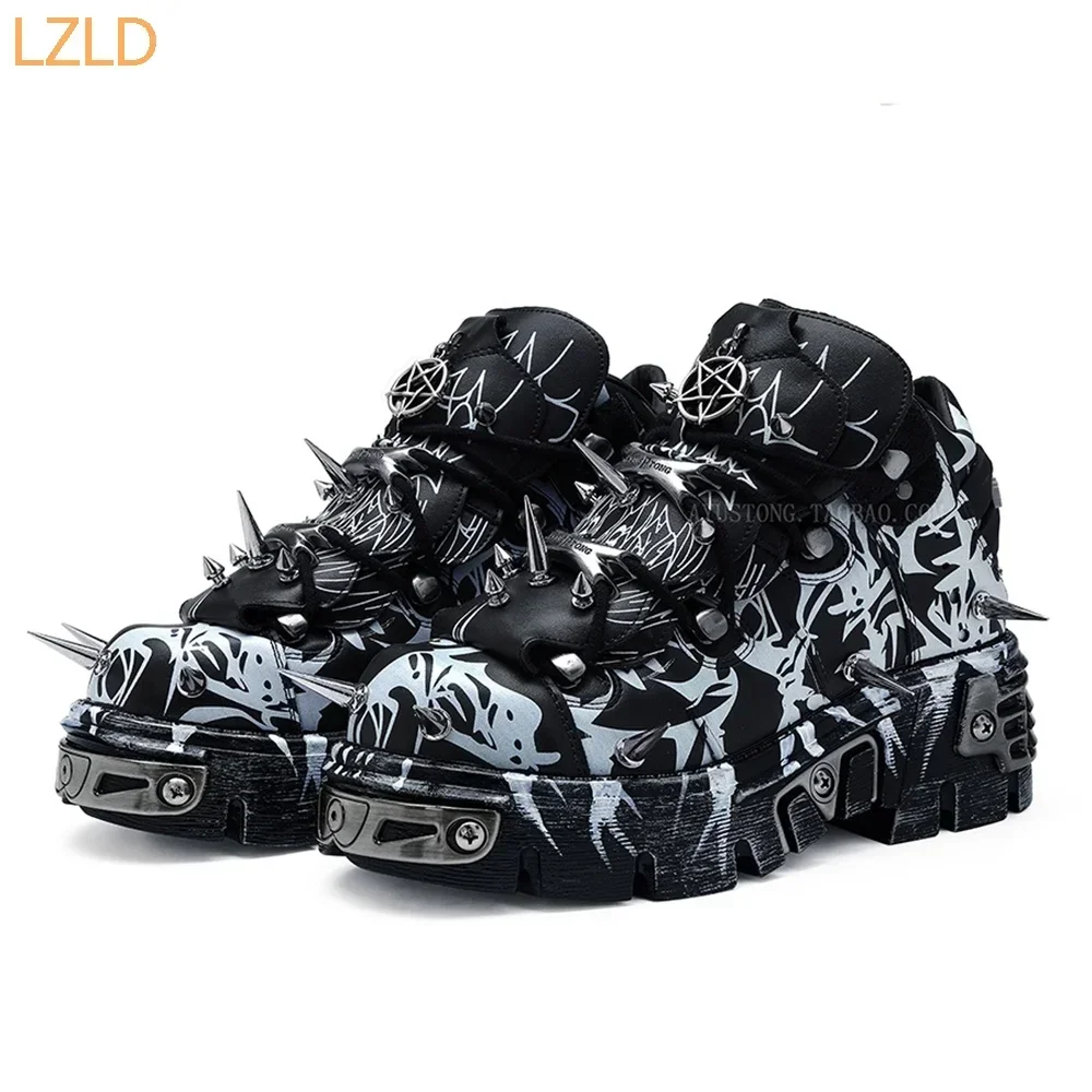 Platform Spiked Rivet Motorcycle Boots Round Toe Fashion Sports Casual Boots 35-45 2024 New Punk Rock Street Men and Women Pumps
