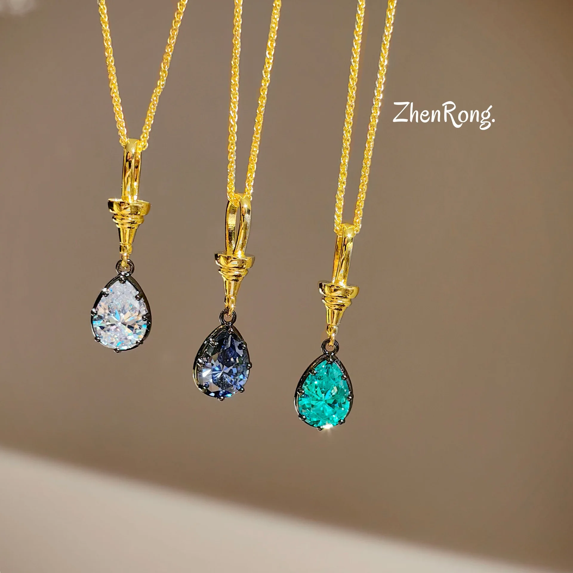 Exquisite Multicolored CZ Clavicle Necklace Gold Plated Retro Pendant Thin Chain Ideal Birthday Anniversary Present for Women