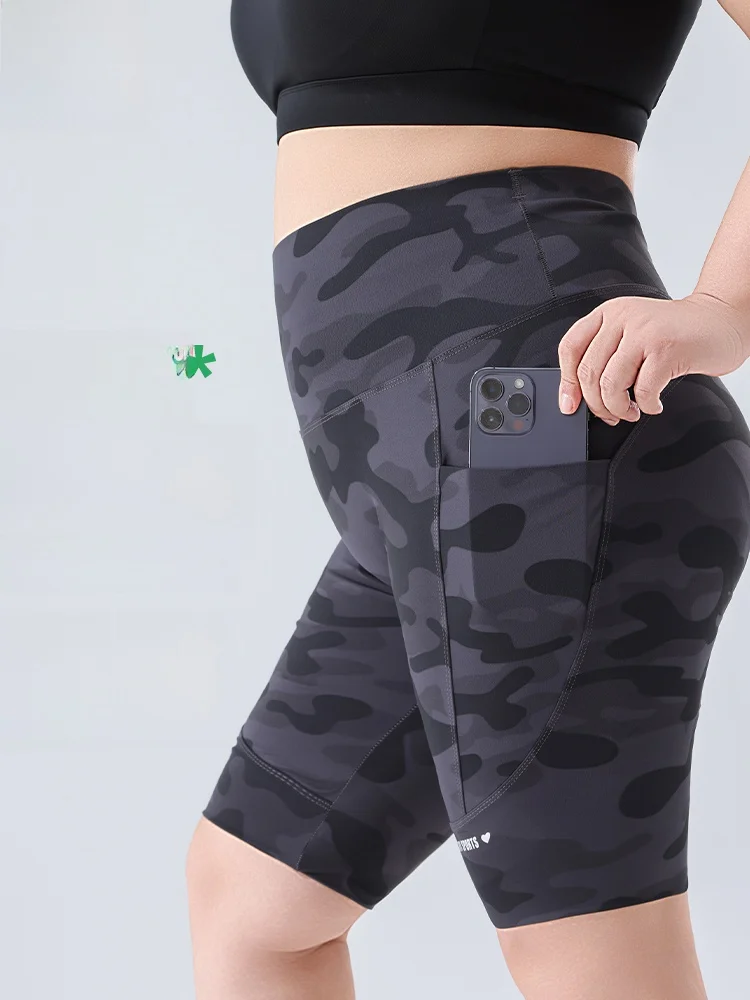 سراويل يوجا عالية الخصر للسيدات مقاس كبير مطبوع عليها جلد السفن بطول خمسة أرباع رفيعة وقابلة للتمدد ومريحة للتحكم في البطن...