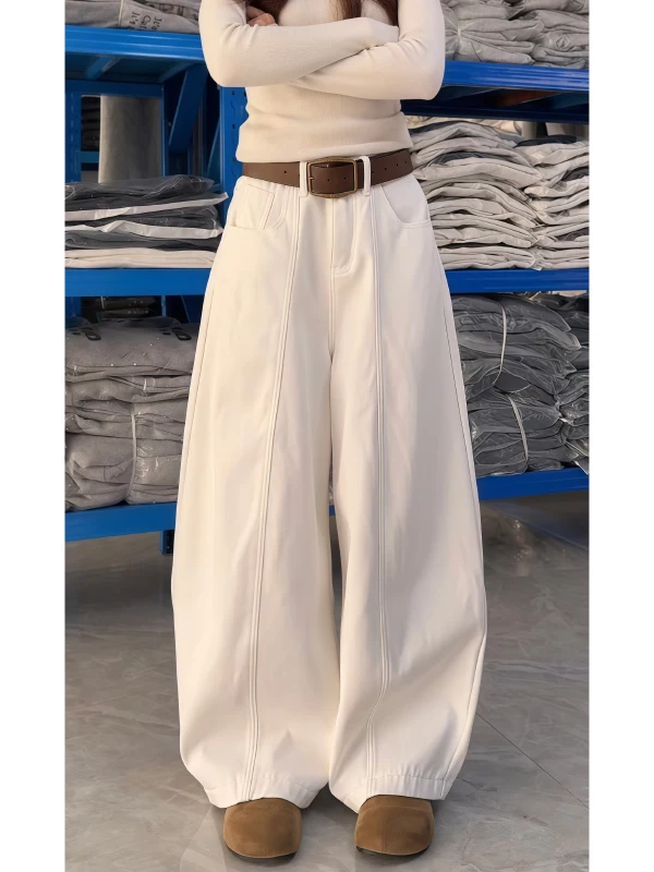 

Retro American White Curved Knife Jeans Women's Spring Autumn New Design Loose Silhouette Scythe Pants Casual Pure Color