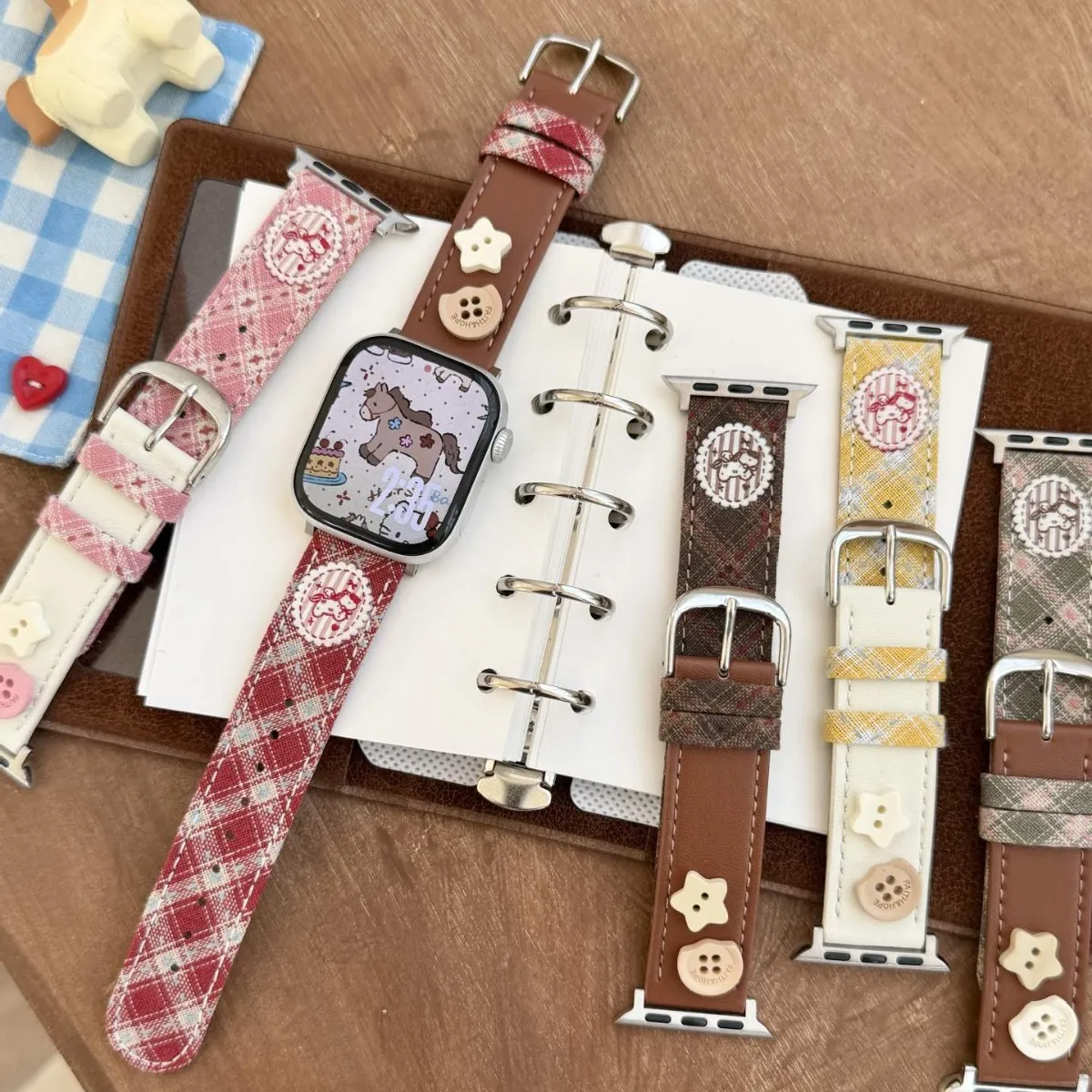 Checkered Lady Leather Straps for Apple Watch 45 44 49 38 41 40 42 46mm Cute Wriststrap Bracelets for IWatch 11 10 9 8 7 6 5 SE