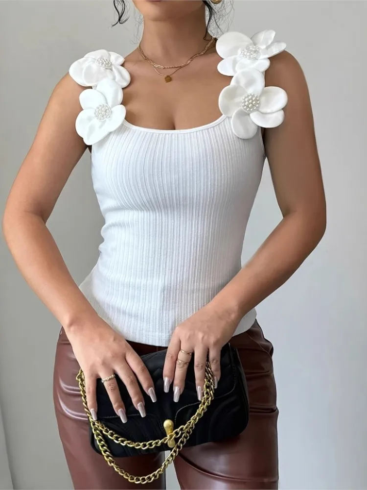 Women's Spring Summer New Fashionable Three Dimensional Flower Elegant Solid Color Knitted Tank Top