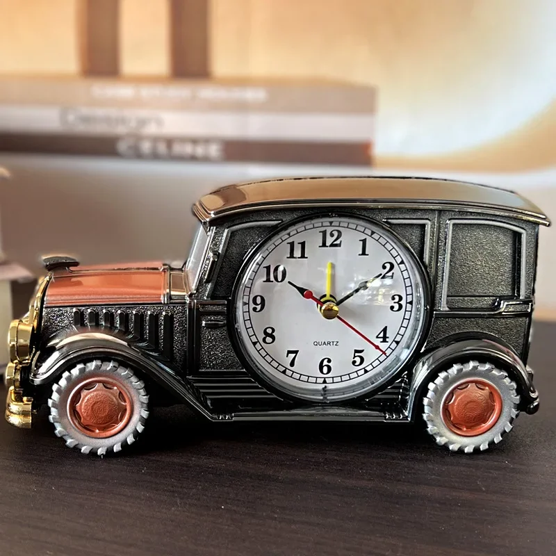 2024 Creative Vintage Car Model Digital Pointer Alarm Clock, Retro and Nostalgic Plastic Desk Clock Decorative Ornaments