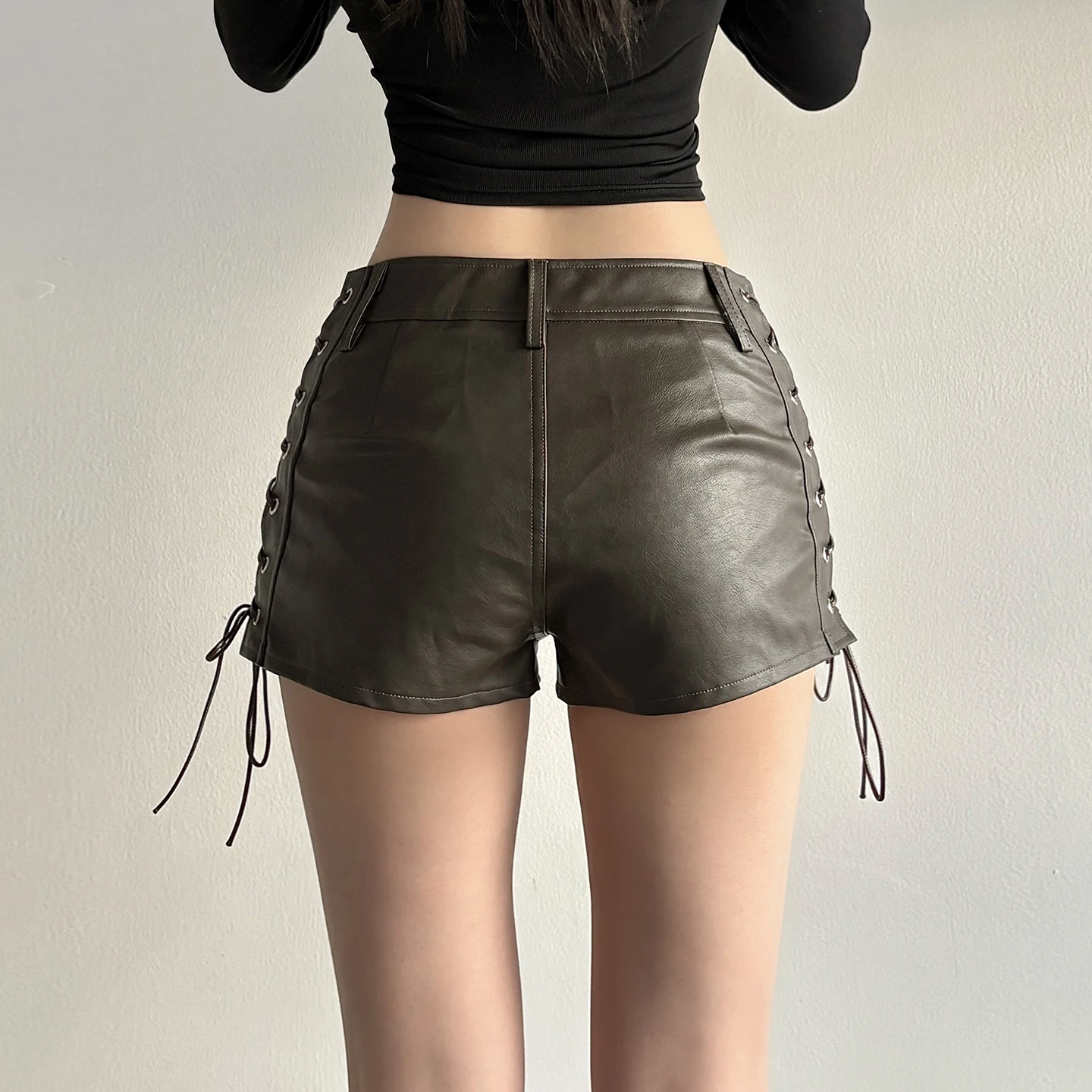 Safari Style Bandage Pu Leather Shorts Sexy Slim Pocket Low-Waisted Shorts Women 2025 Summer Fashion Streetwear Punk Style Lady - Image 3