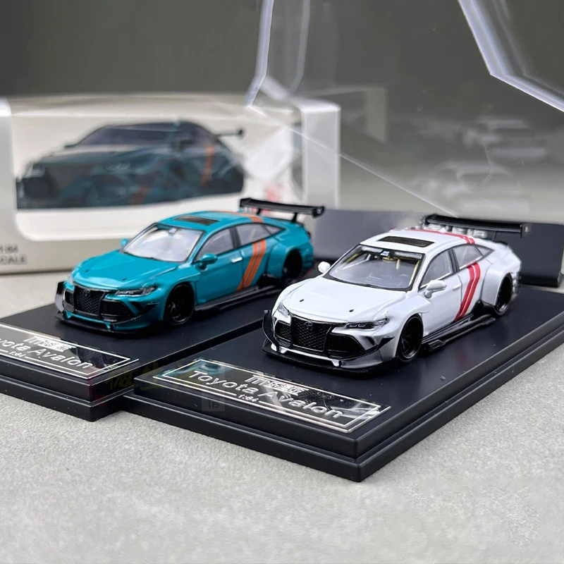 

DCM 1:64 AVALON Mk4 XX50 Alloy Car Diecasts & Toy Vehicles Car Model Miniature Scale Model Car Toys For Children