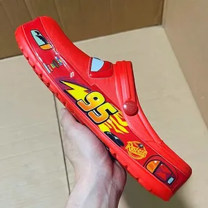 Disney Pixar Lights McQueens Cartoon Solipas impermeables sólidas Sandalias al aire libre Investibles. 12 Pulseras de bobina de ventas de 12 ventas - №2