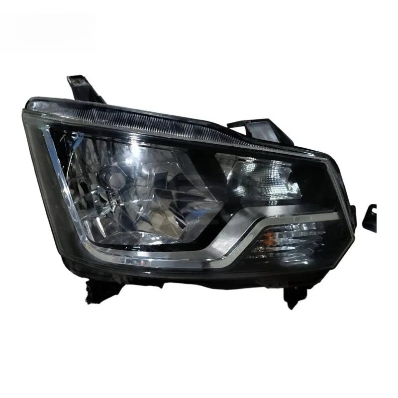 V80 Headlight Assembly Original Factory Removed Part Excellent Condition Lens Clear Scratch-Free Functions