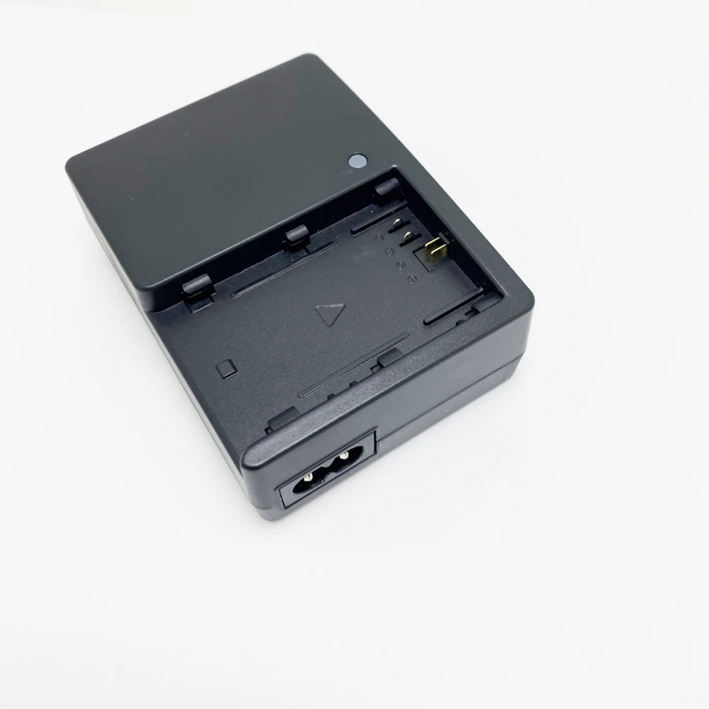 LC-E6E Camera Battery Charger for Canon EOS 5DMark II III 5D2 5D3 7D 70D 6D 60D LP-E6 LP-E6N Battery Charger US/EU/UK Plug view 3