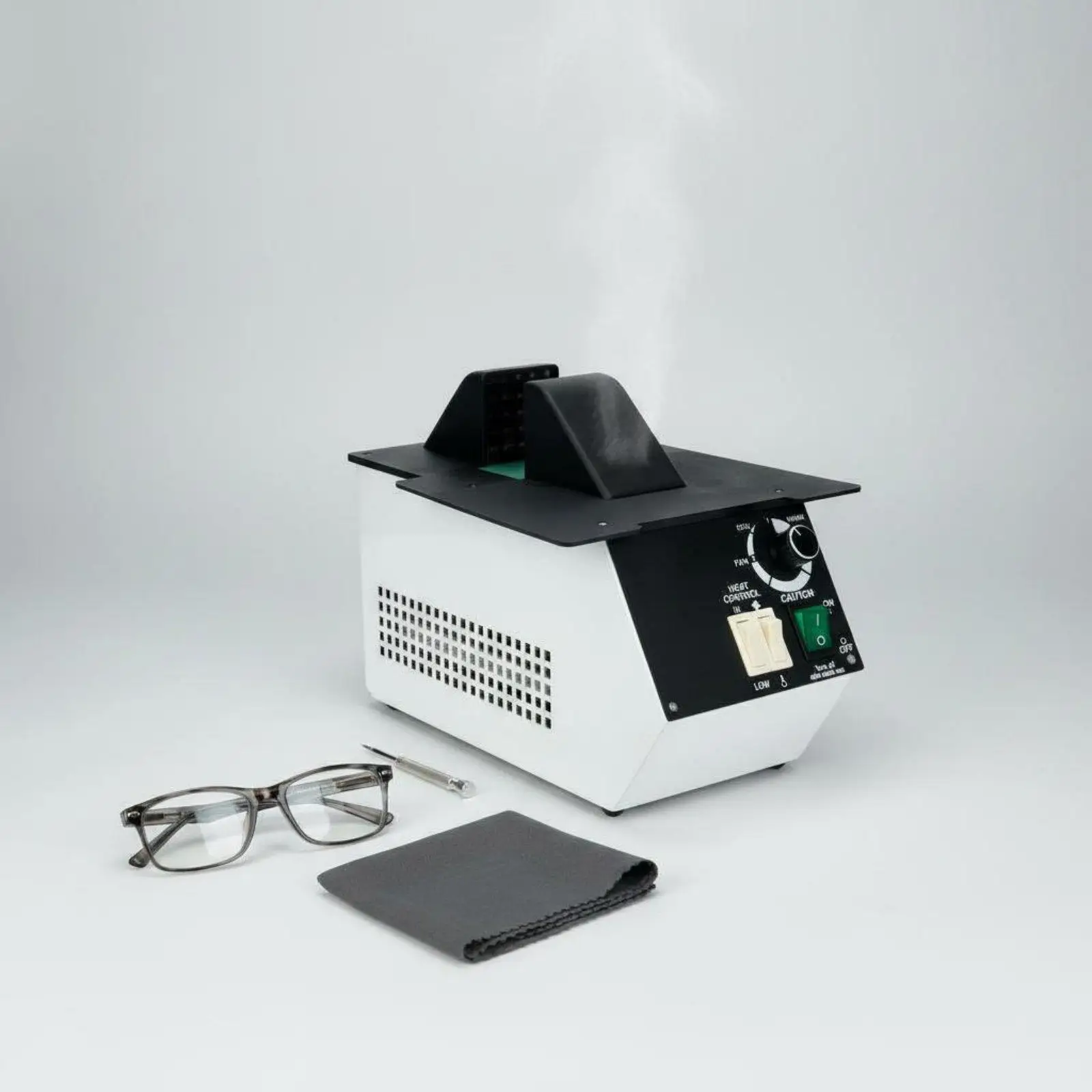 Eyewear Frame Heater Adjustable Heat Concentrated Hot Air Glasses Frame Warmer Optical Lab Repair Tool for Bridge Alignment - view 3