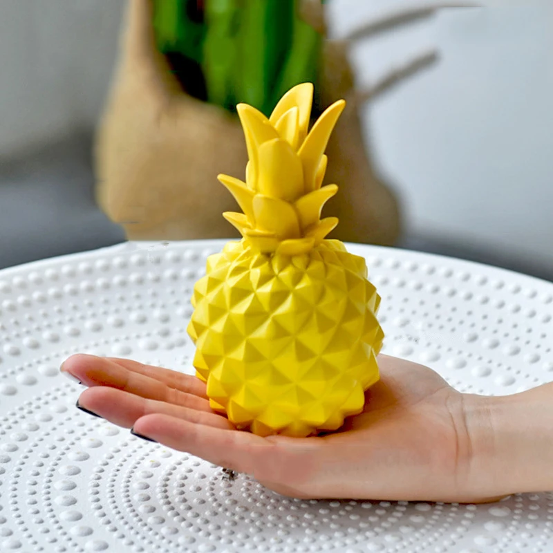 Resin Sculptures Pineapple Black Gold Statue Home Decor Modern Decorative Piggy Bank Aesthetic Room Decor Bedroom Decoration