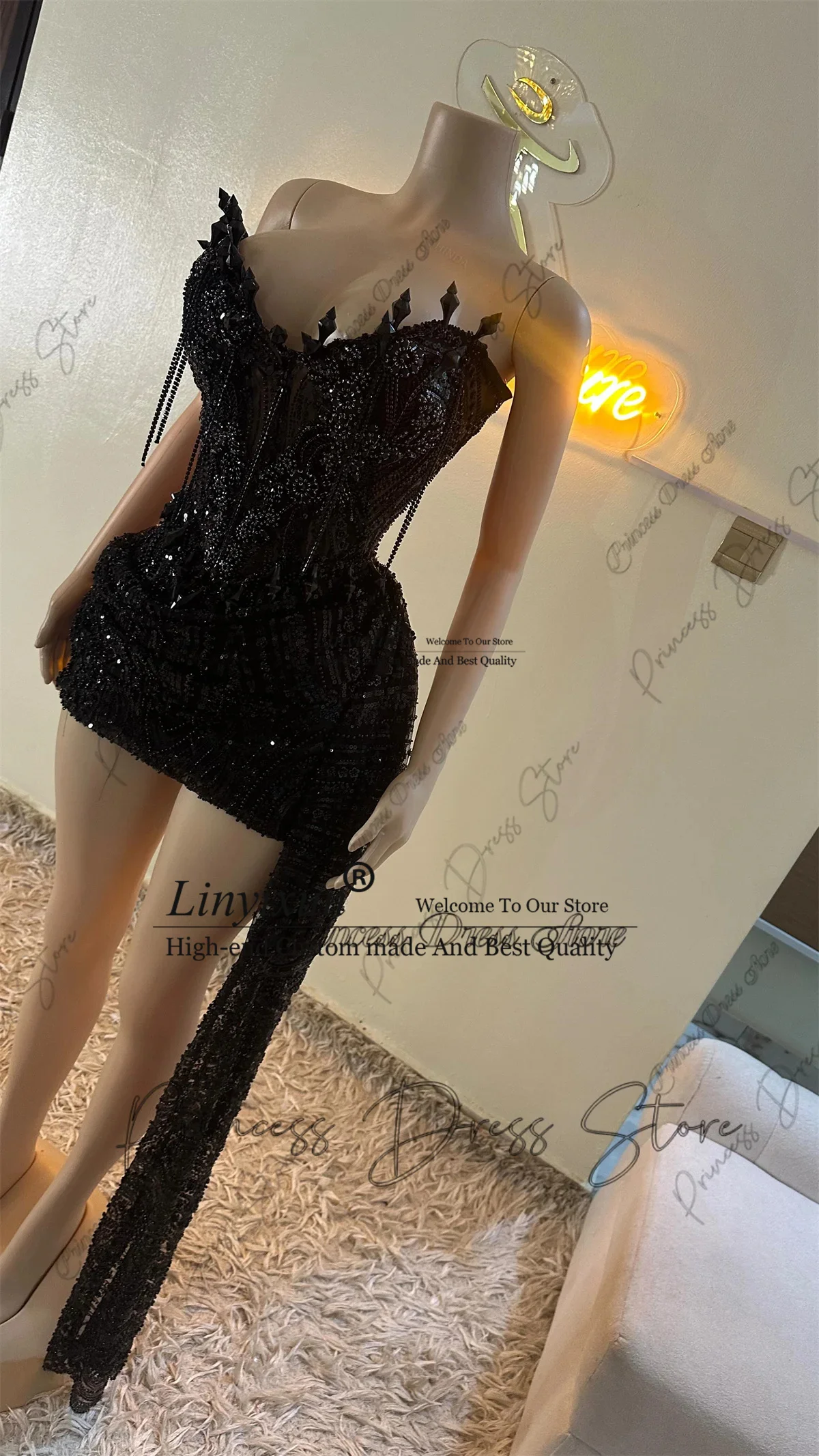 

Sparkly Diamond Short Prom Dress With Tail Mini Homecoming Cocktail Dress For Black Girls Customized Formal Birthday Party Dress