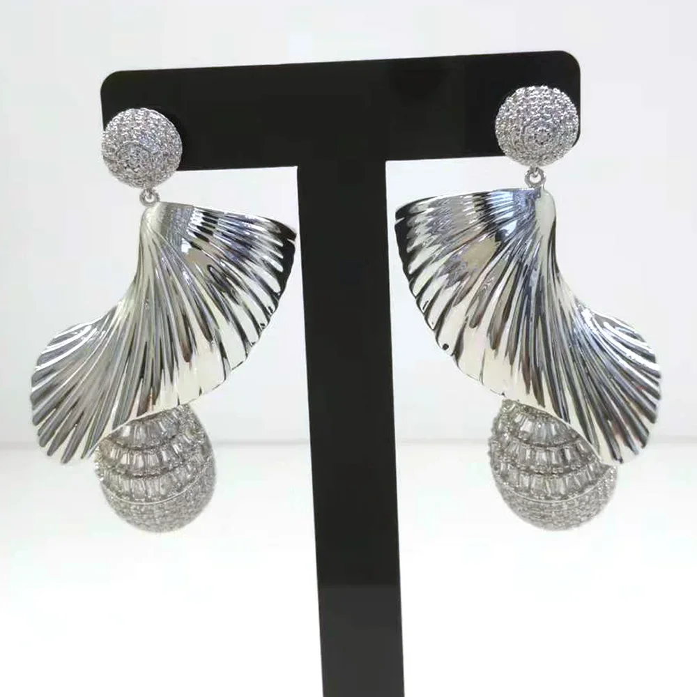 

Soramoore Big Fashion Pendant Earrings For Women Bridal Wedding Party Earrings Jewelry Luxury Geometric High Quality Nice Gift