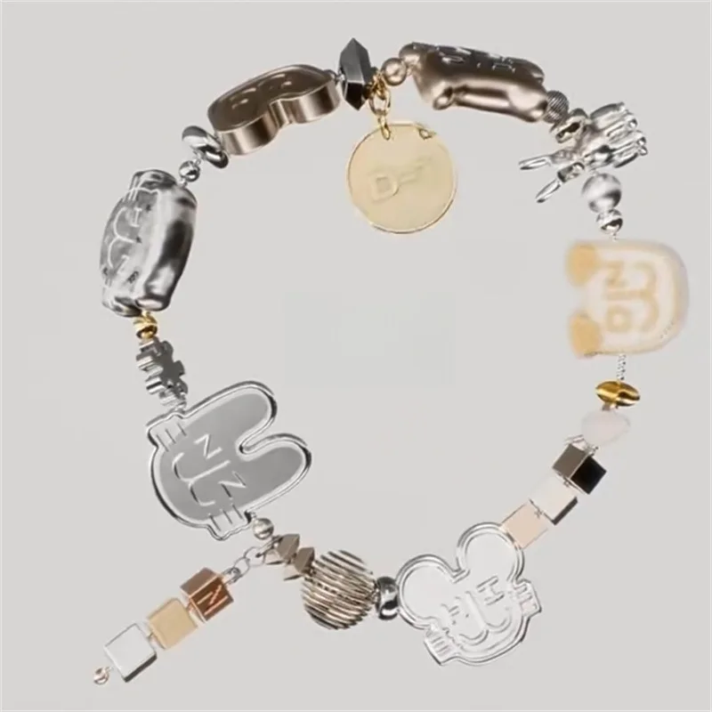 

Korean Girl Group Returns to Themed Bracelet, Fashionable, Exquisite, Niche Design, Fan Support Gift