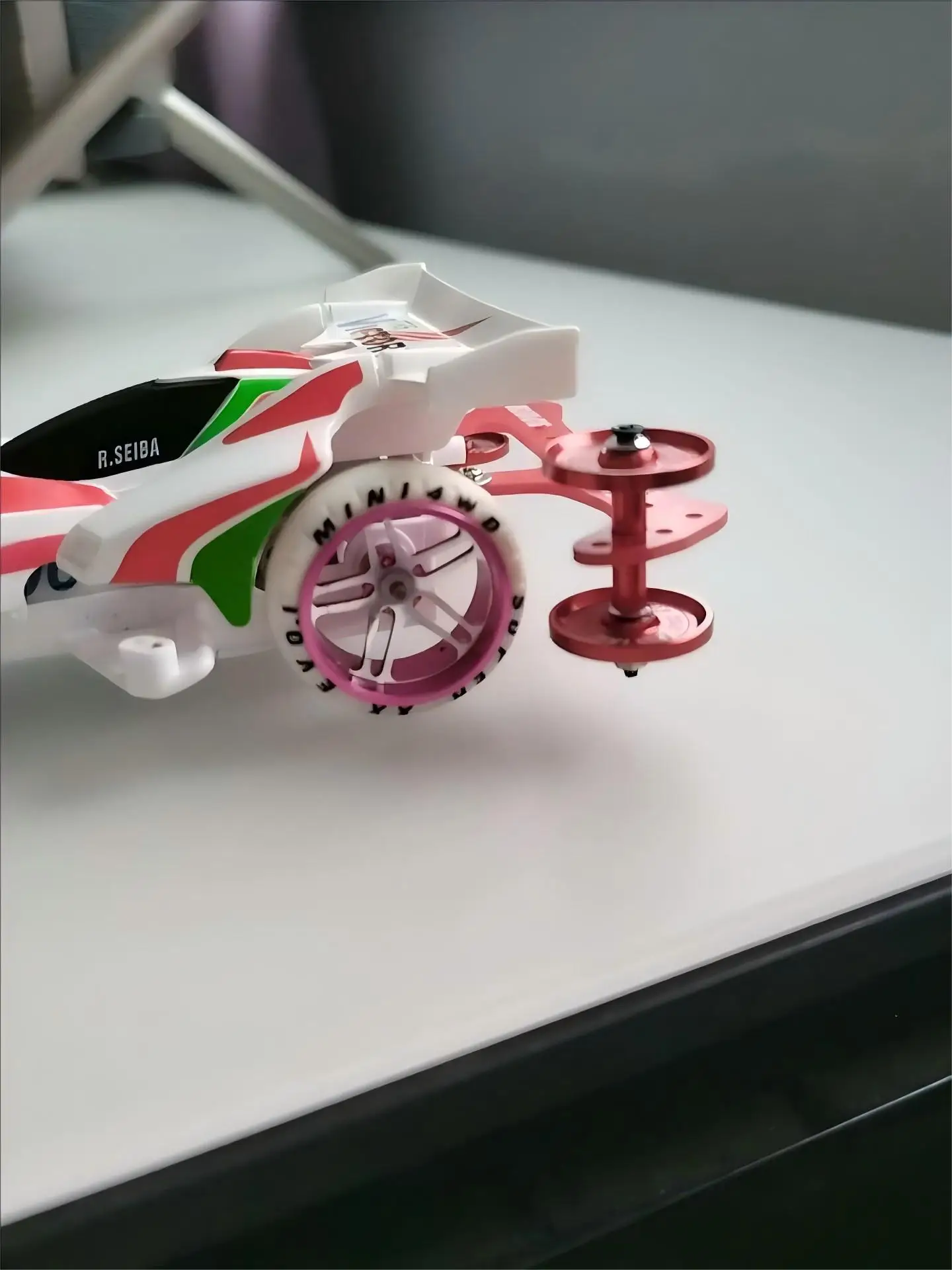 Rodillos guía de letras de 19mm para Tamiya 2021 J-CUP Mini 4WD modelo de coche 95148 |   2 piezas de mejora |   Se adapta al modelo de coche 4WD