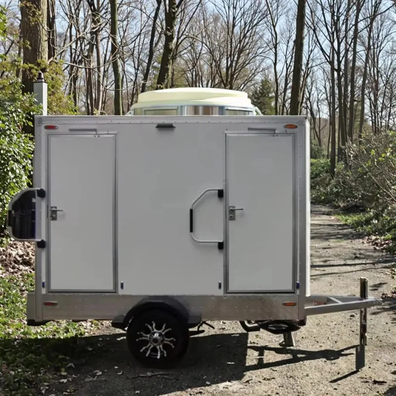Customized Outdoor Portable Toilet Trailer Full Equipment Flush Seat Durable Eco-Friendly Design Luxury Mobile Restroom
