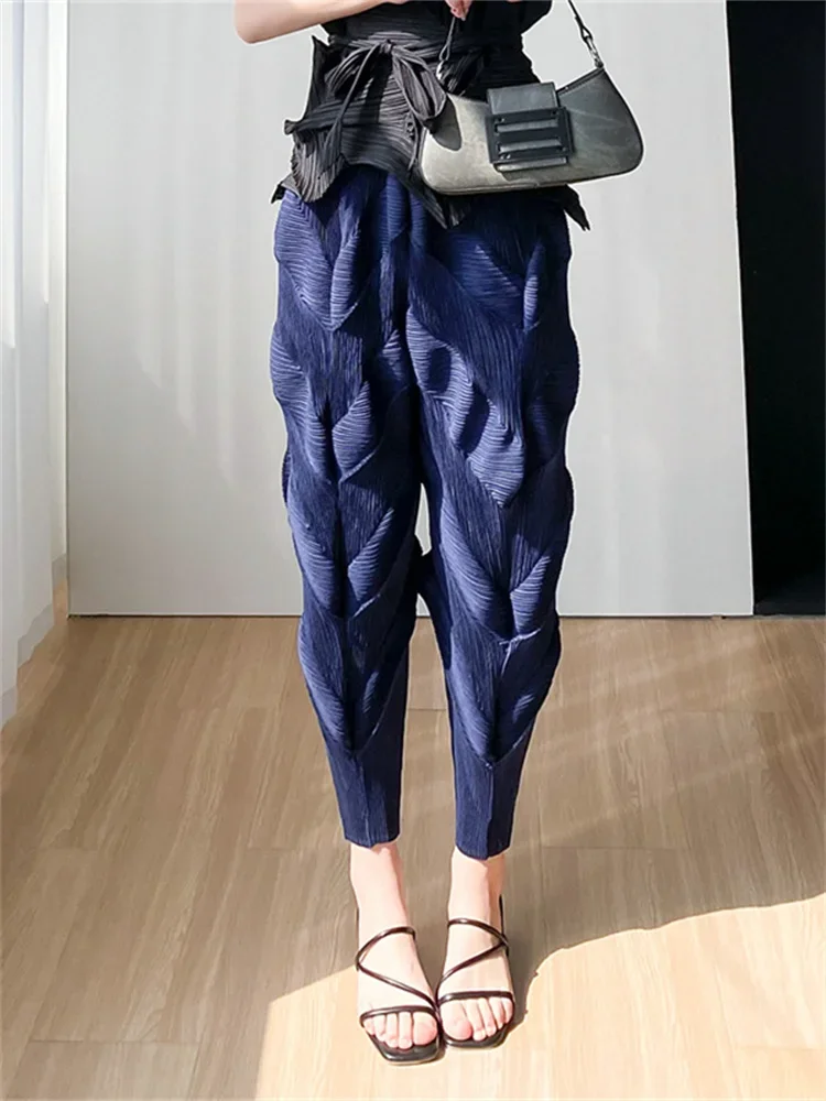 Miyake Pleated Casual Pants 2023 New Autumn Fashion Harem Nine-point Pants Women\'s High Waist Loose Versatile Twist Pants