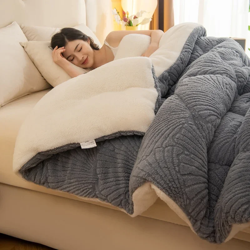 New Jacquard Velvet Thick Winter Blanket for Bed Artificial Lambswool Weighted Blanket for Sleeping Single Double Warm Comforter