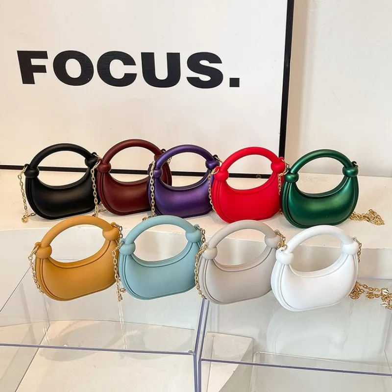 

Luxury Brand Minimalist Vintage Diaper Bag For Women High-End Designer Leather Tote For Stylish Commuter And Elegant Tote