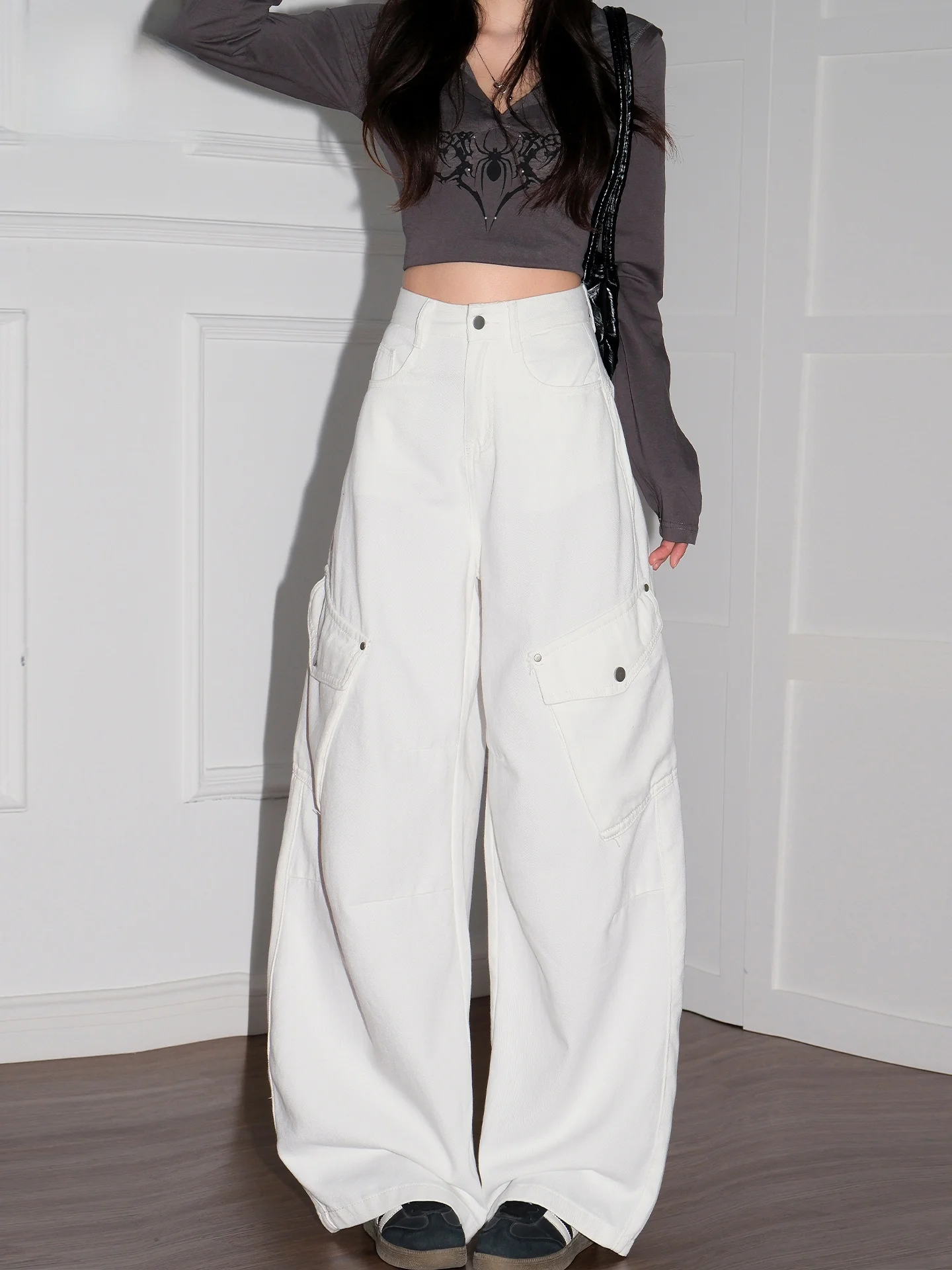 

High Waist Slim Fit Straight Leg Jeans Women's Workwear American Retro Style Button Closure Casual High Waist Wide Leg Pants