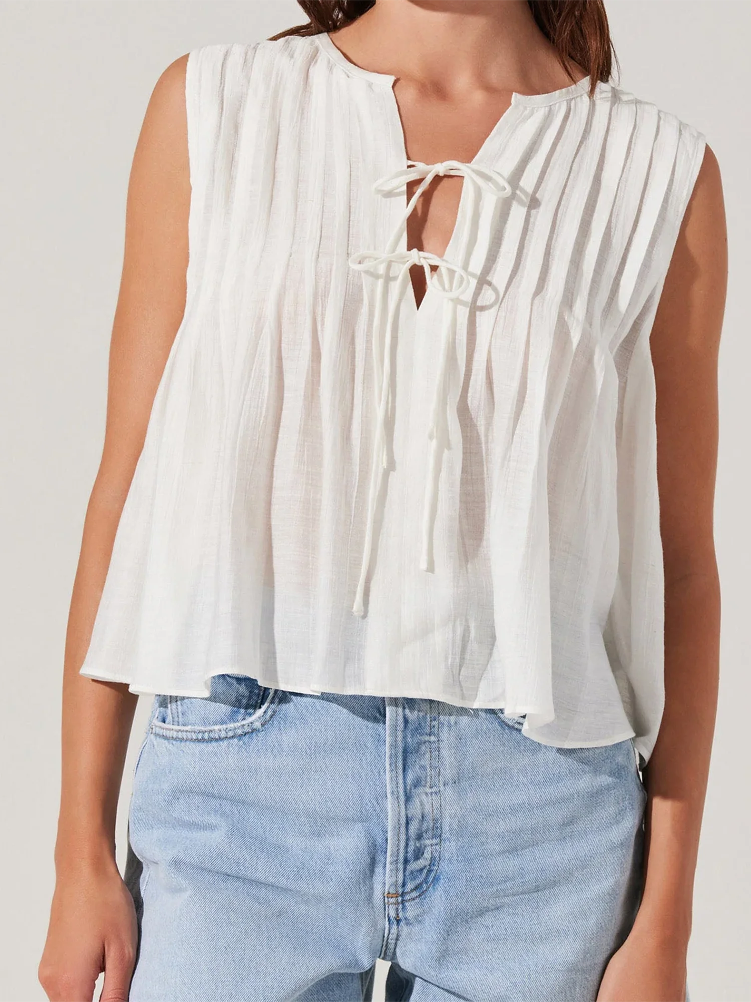 Regata feminina elegante sem mangas plissada com detalhes na gravata frontal – Colete de verão chique e versátil de cor sólida