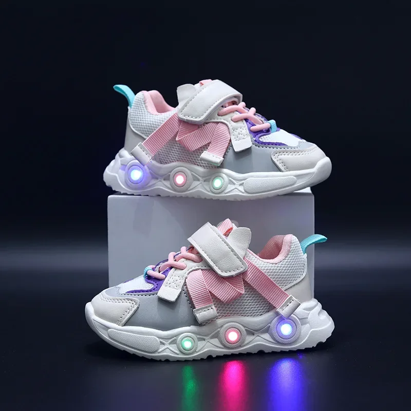 

Fashion Children's Mesh Light-up Shoes Student Casual Sports Shoes Girls and Boys Outdoor Running Shoes Kids Walking Light-up