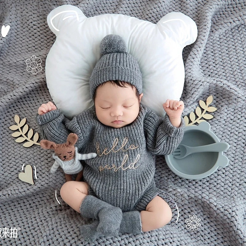 Newborn Photography Props Grey Theme Home Nordic Style Knitted Background Blanket Outfit with Hat Pillow Doll Set for Photoshoot