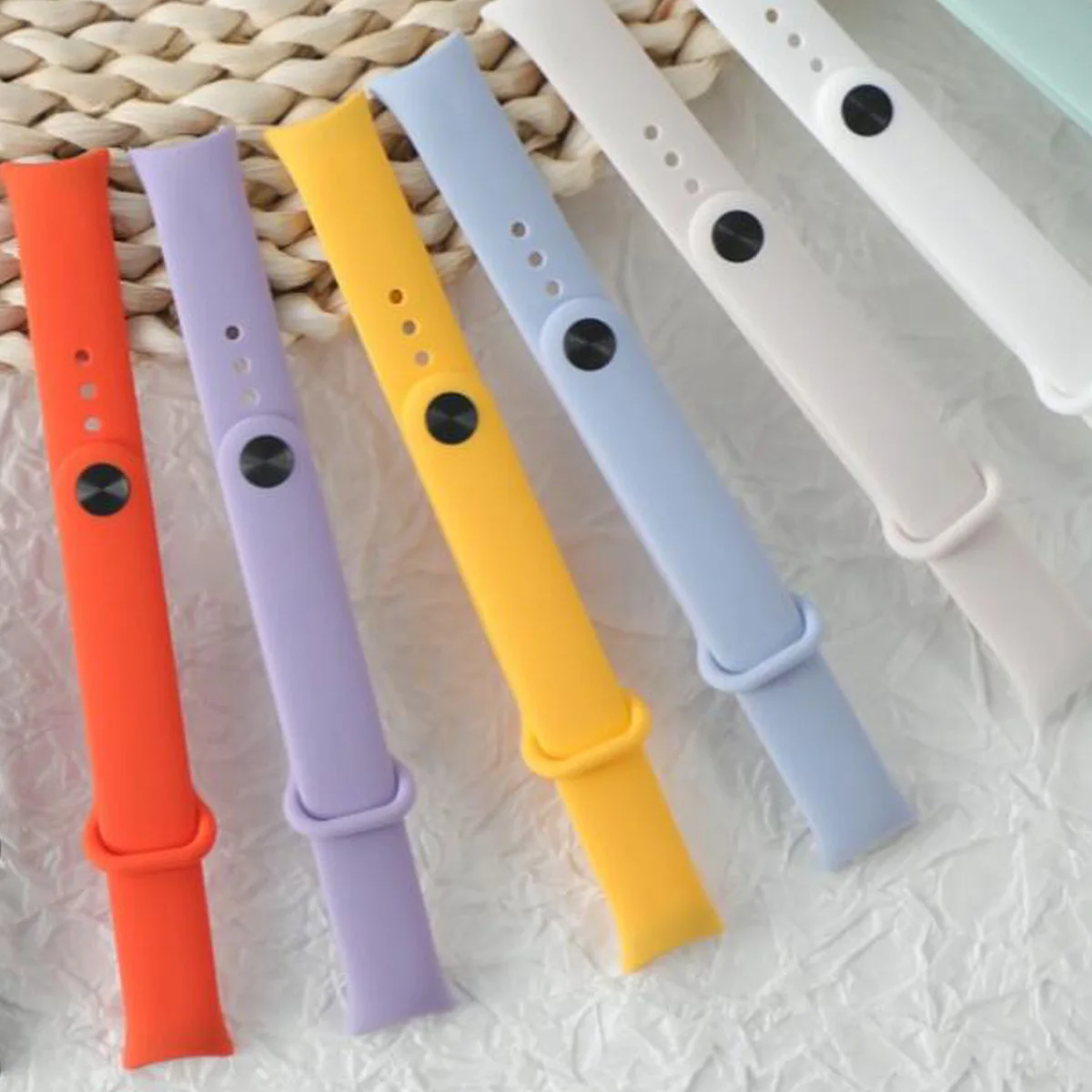 Silicone band for Mi Band 8 Strap NFC Accessories Sport Bracelet Rubber SmartWatch belt pulseira correa Xiaomi Mi Band 8 strap