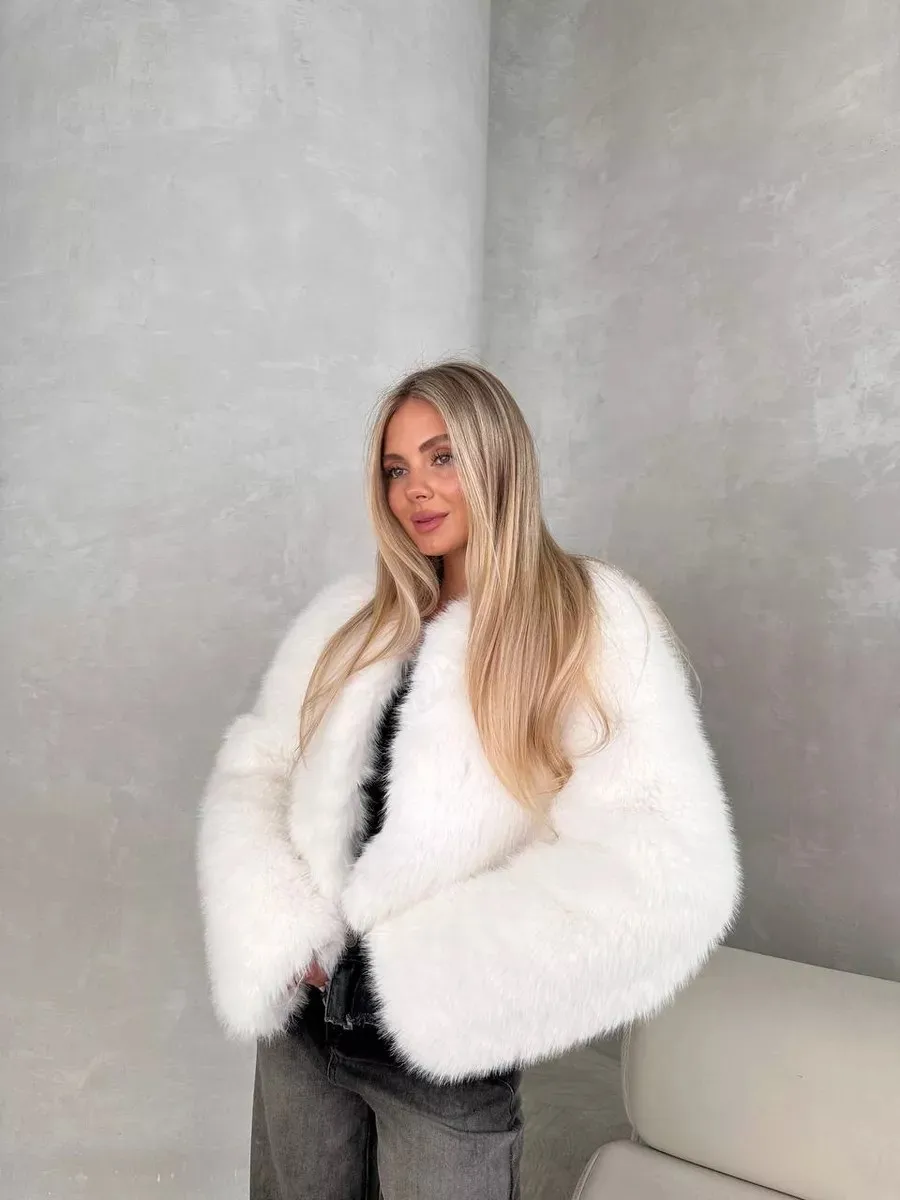 Women Faux Fur Coats Solid Short Jackets Long Sleeve Round Neck Open Stitch Thick Straight Fit Elegant Casual 2026 Autumn Winter