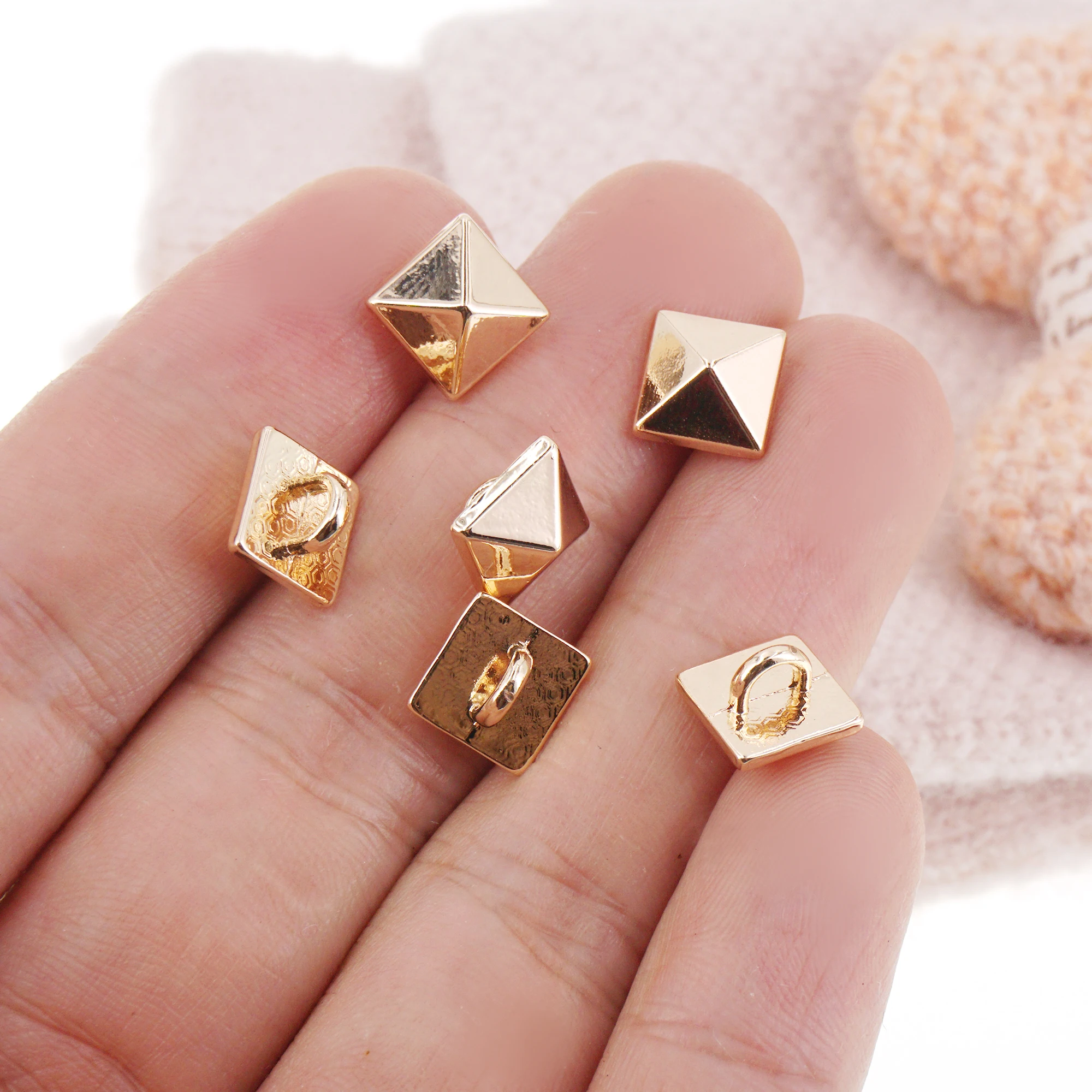 10 Pieces 9mm Golden Pyramid Metal Button Luxury Decorative Button Sewing Accessories
