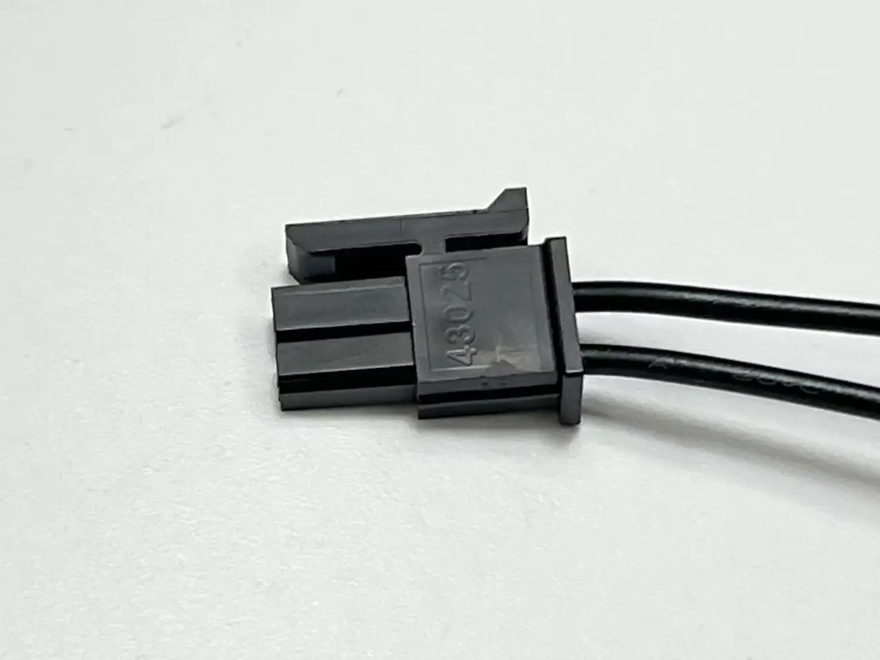 430250200   Kabelbaum, MOLEX MICRO FIT 3,0 mm Rastermaß, 43025-0200, 2P, UL1061 20AWG,