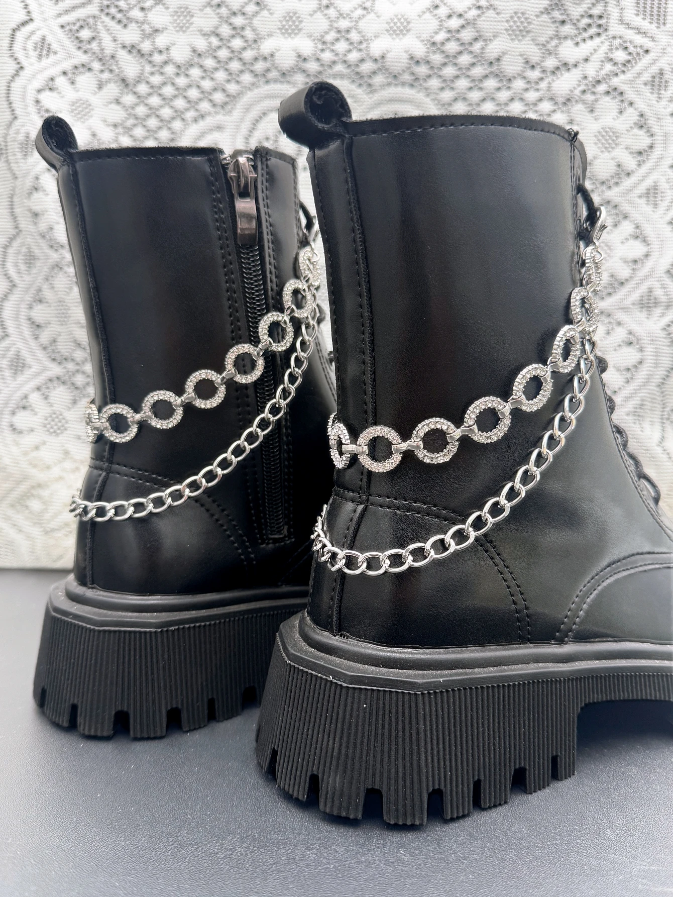 2 pairs of shoe accessories - Martin boots with metal rings, rhinestone decorations, chain, flowers, detachable for DIY use