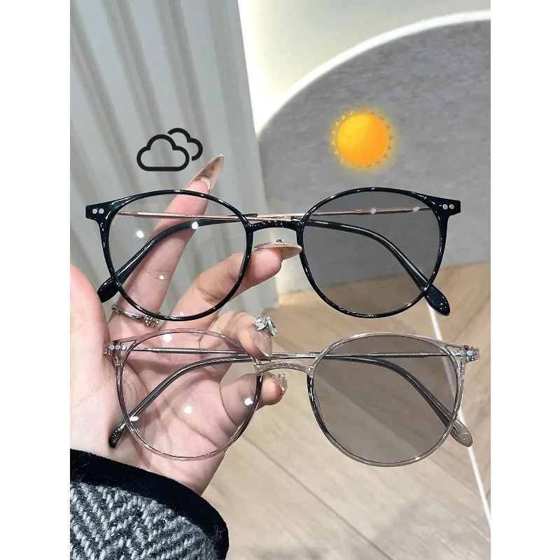 2pcs Women's Vintage Photochromic Glasses, Fit All Face Types, Ideal for Driving, Fishing & Outdoor Activities