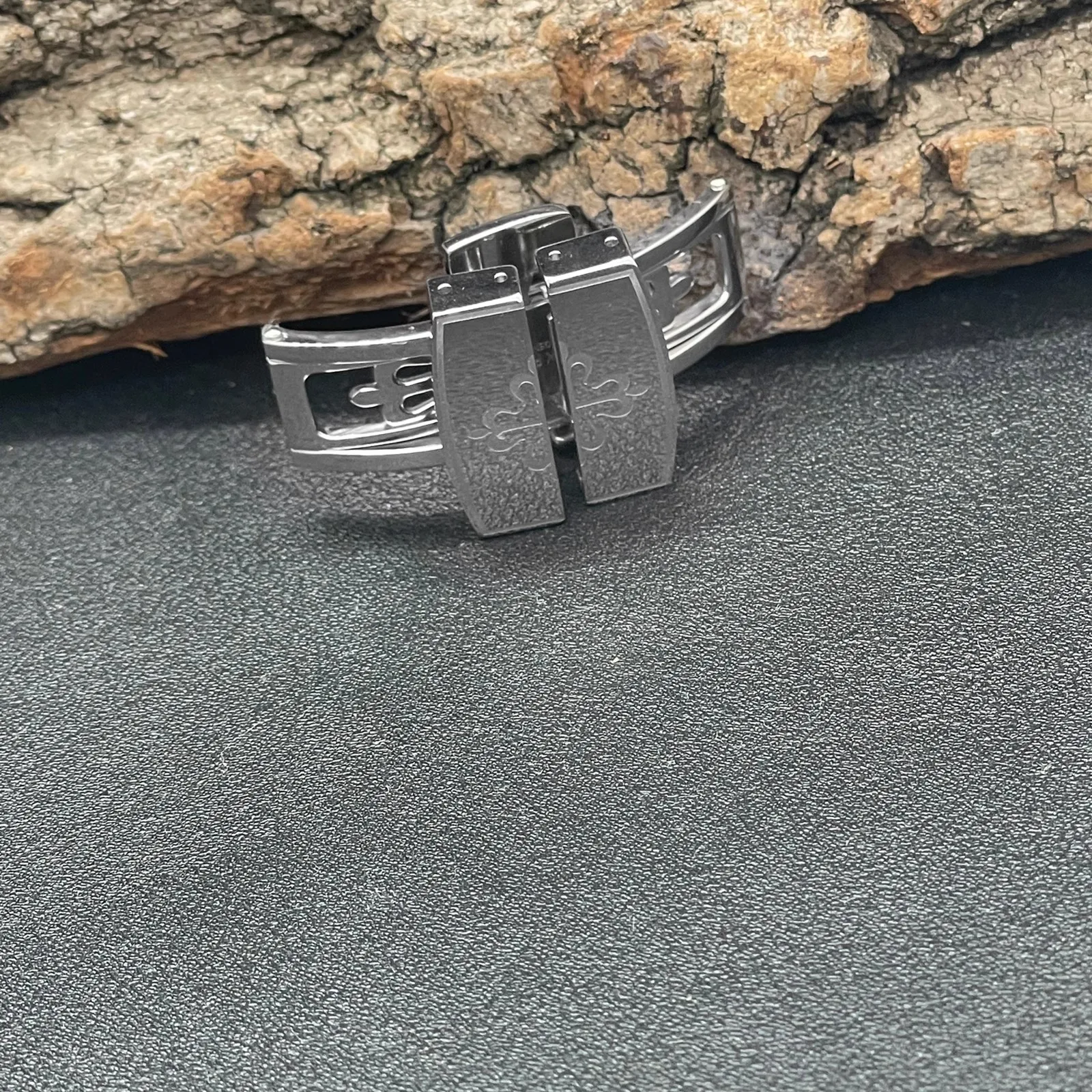 AAA New 18mm Stainless Steel Folding Buckle Clasp For fits Patek Philippe Aquanaut 5164A 5167A