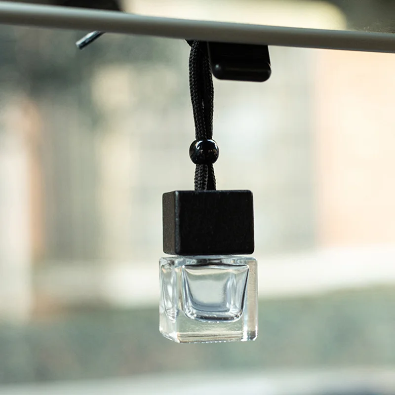 2pcs Dyed Square Cap Black Cap Empty Bottle Car Essential Oil Diffuser Fragrance Air Freshener Scent Perfume Bottle Ornament