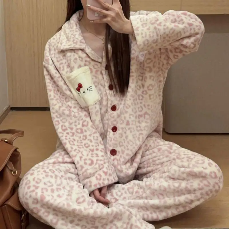 

Женский пижамный комплект Hello Kitty в стиле ретро с леопардовым принтом и длинными рукавами, элегантная осенне-зимняя теплая уютная модная домашняя одежда для сна Sanrio