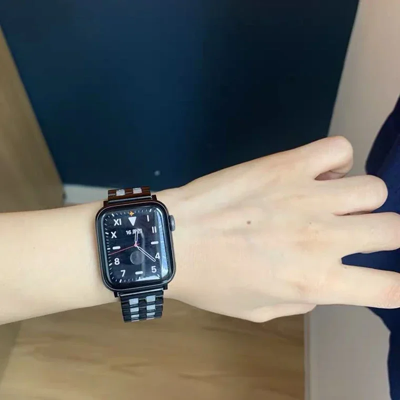 Cinturino in resina di lusso per cinturino Apple Watch 10 9 8 7 46mm 45mm 41mm cinturino per 6 5 4 3 SE 40mm 44mm 42mm bracciale in acciaio inossidabile