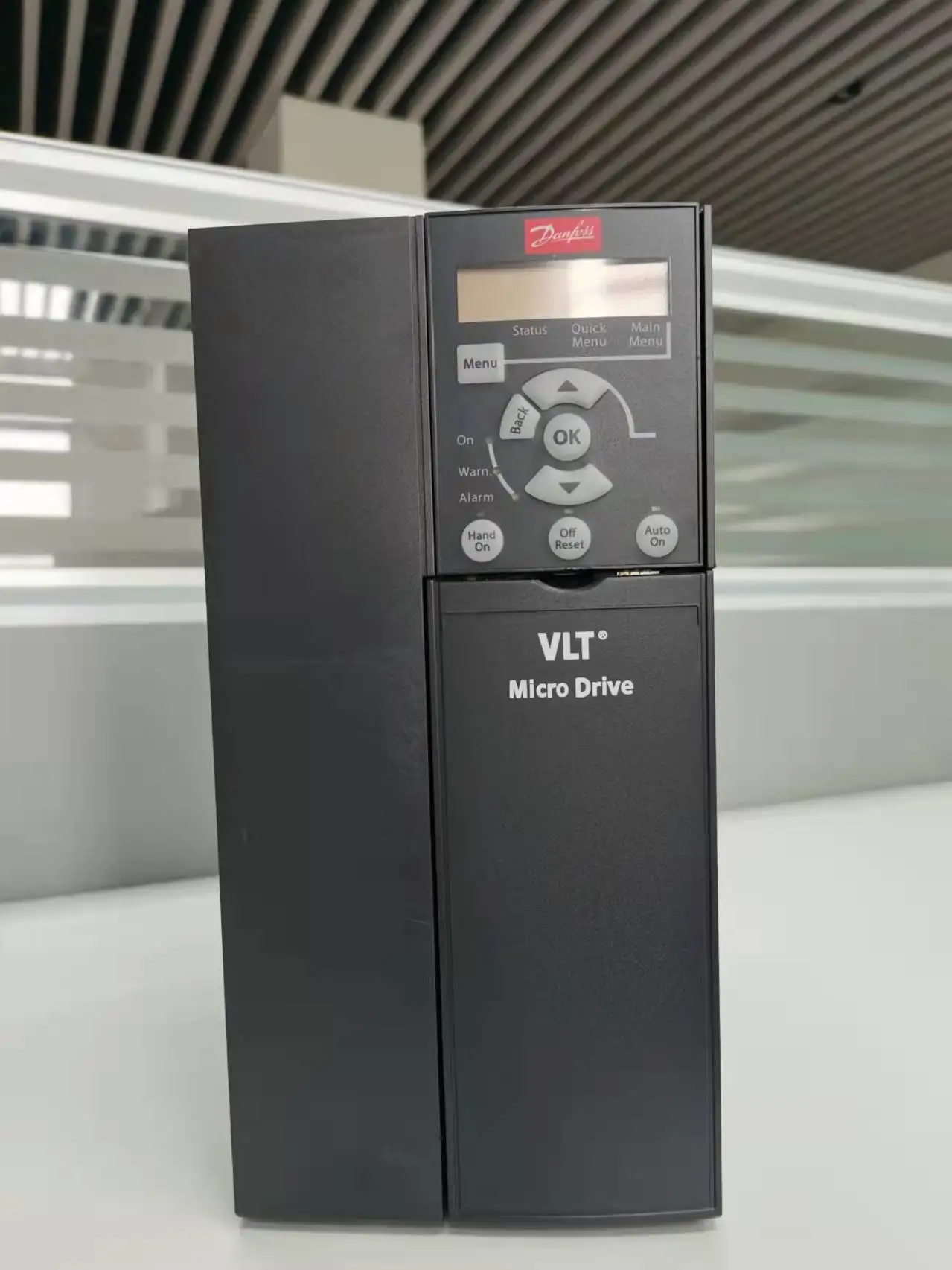 Original Danfoss Drive FC51 FC301 FC302 VFD VLT Drive Inversores de frecuencia Danfoss VFD